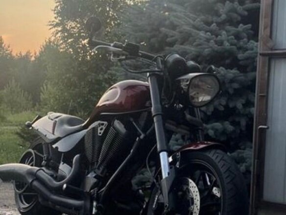 2007 Victory Hammer S, красный, 599000 рублей - вид 2