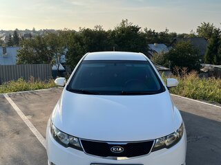 2010 Kia Cerato 4-speed II, белый, 880000 рублей, вид 3