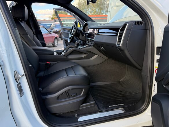 2021 Porsche Cayenne III, белый, 9500000 рублей - вид 12
