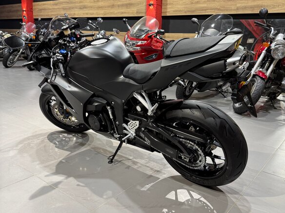 2023 Honda CBR 600RR, чёрный, 895000 рублей - вид 15