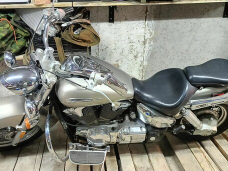 2004 Honda VTX 1300, серебристый, 500000 рублей, вид 5