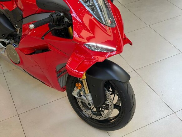 2025 Ducati Panigale V4, красный, 3737000 рублей - вид 9