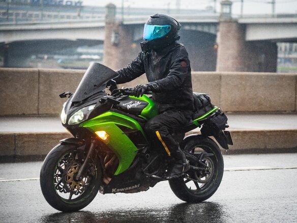 2013 Kawasaki ER-6F (Ninja 650R), зелёный, 350000 рублей - вид 9