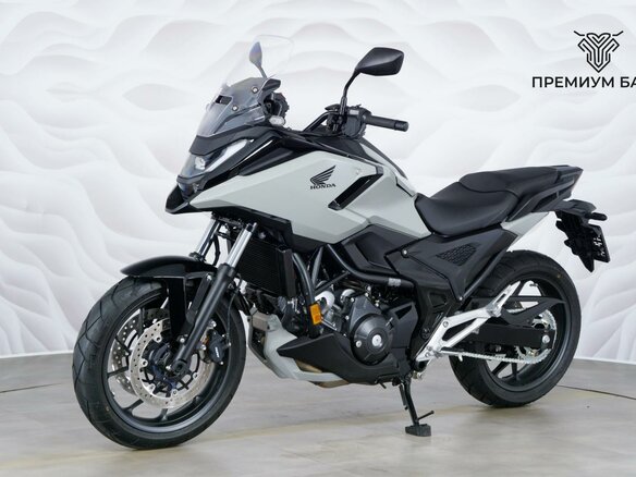 2026 Honda NC 750X, серый, 1349000 рублей - вид 2