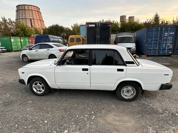 1991 Lada (ВАЗ) 2107, белый, 140000 рублей - вид 4