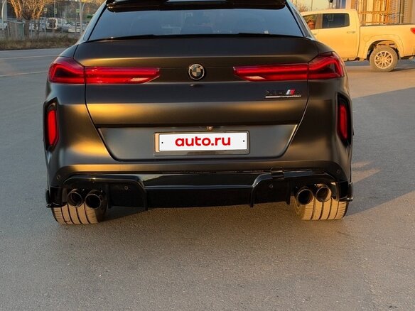 2021 BMW X6 M Competition III (F96), чёрный, 11200000 рублей - вид 3