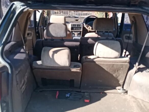 1994 Mitsubishi Chariot II, зелёный, 270000 рублей - вид 9