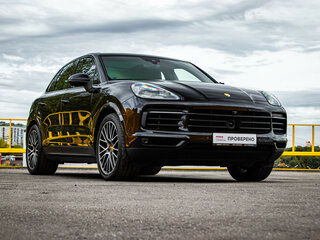 2019 Porsche Cayenne S III, чёрный, 8190000 рублей, вид 3