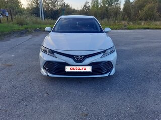 2020 Toyota Camry VIII (XV70), белый, 2900000 рублей, вид 4