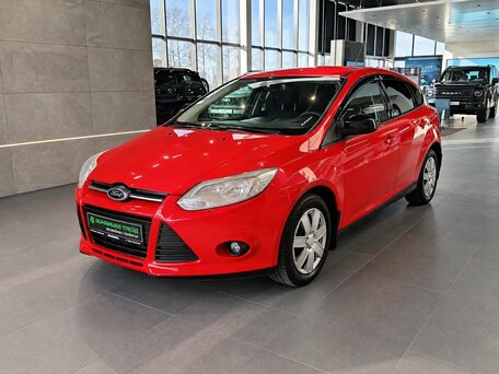 2011 Ford Focus III, красный, 599000 рублей, вид 3