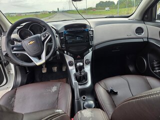 2011 Chevrolet Cruze I, белый, 550000 рублей, вид 5