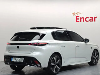 2023 Peugeot 308 III, белый, 1700000 рублей, вид 2