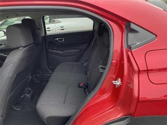 2023 Honda Vezel II, красный, 1840000 рублей - вид 9