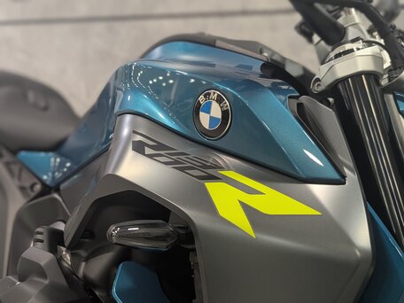 2025 BMW R 1300 R, голубой, 2490000 рублей, вид 3