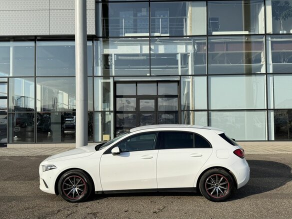 2019 Mercedes-Benz A-Класс 200 IV (W177), белый, 2035000 рублей - вид 6