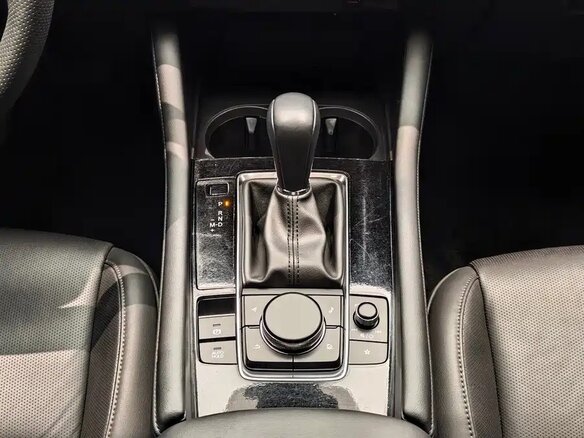2021 Mazda 3 Axela IV (BP), серебристый, 1794000 рублей - вид 8