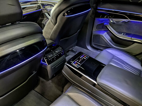 2018 Audi A8 50 TDI IV (D5), чёрный, 4500000 рублей - вид 25