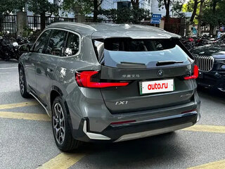 2023 BMW iX1 xDrive 30L, серый, 4242099 рублей, вид 4