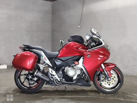 2010 Honda VFR 1200, красный, 910000 рублей, вид 1