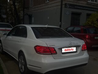 2014 Mercedes-Benz E-Класс 250 IV (W212, S212, C207) Рестайлинг, белый, 1800000 рублей, вид 4