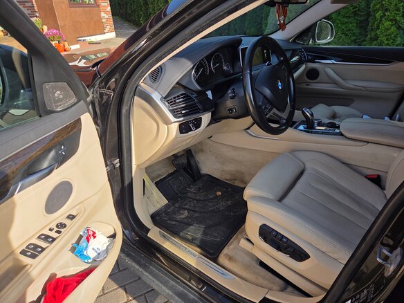 2016 BMW X6 35i II (F16), коричневый, 3400000 рублей - вид 17