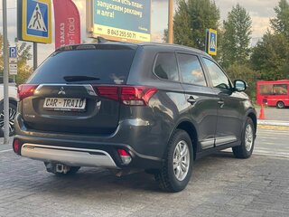 2020 Mitsubishi Outlander III Рестайлинг 3, серый, 2000000 рублей, вид 5
