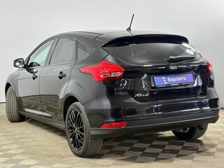 2015 Ford Focus III Рестайлинг, чёрный, 860000 рублей, вид 3