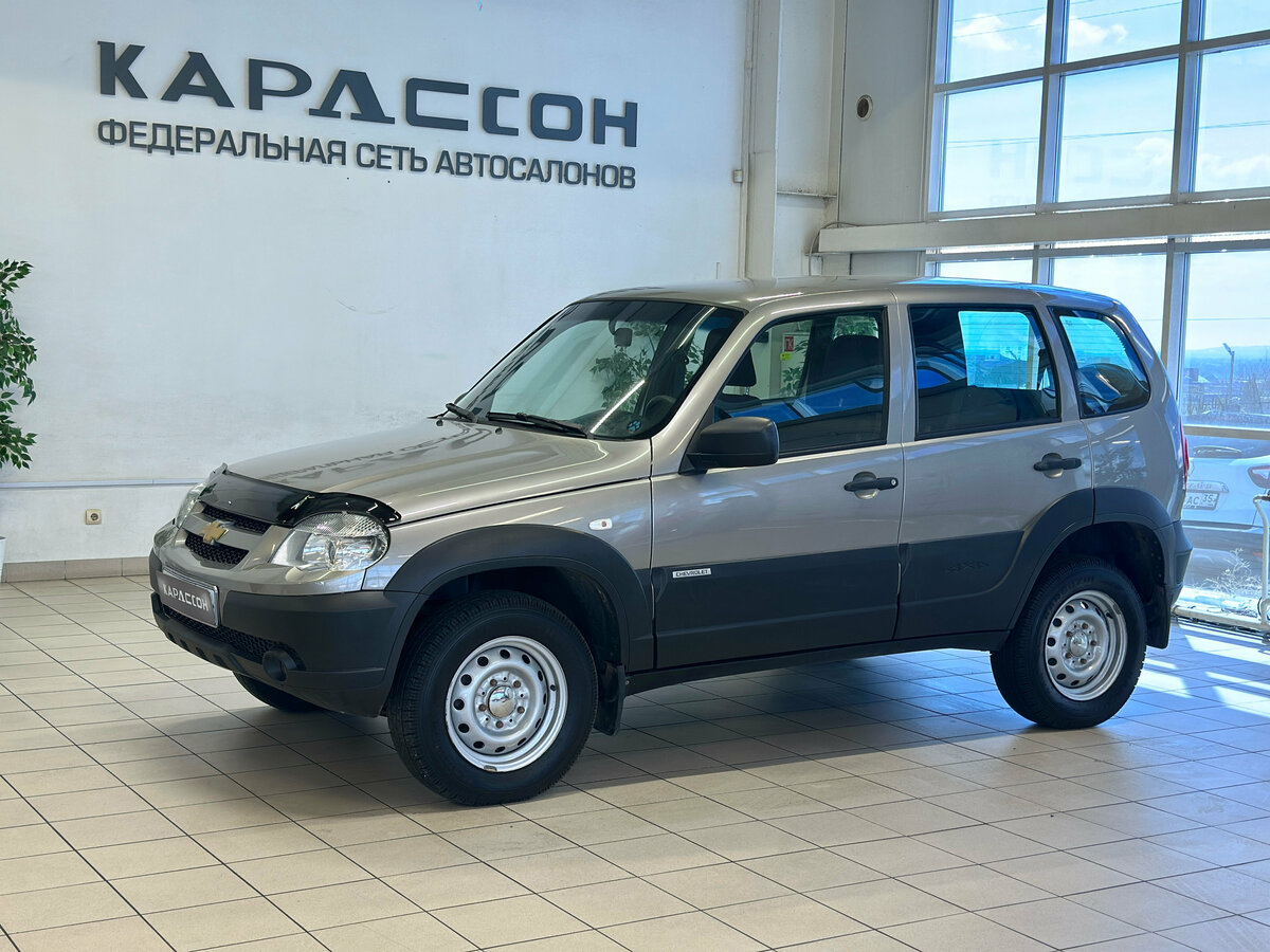 Открыть фотографии: Chevrolet Niva I Рестайлинг