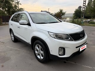 2012 Kia Sorento II Рестайлинг, белый, 1750000 рублей, вид 3