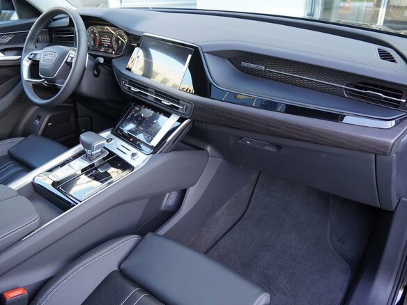 2026 Audi Q6 40 TFSI, чёрный, 7359000 рублей - вид 13