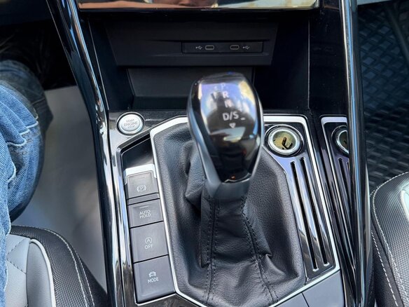 2023 Volkswagen Tayron I Рестайлинг, коричневый, 2130000 рублей - вид 22