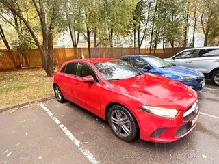 2019 Mercedes-Benz A-Класс 200 IV (W177), красный, 1950000 рублей, вид 5