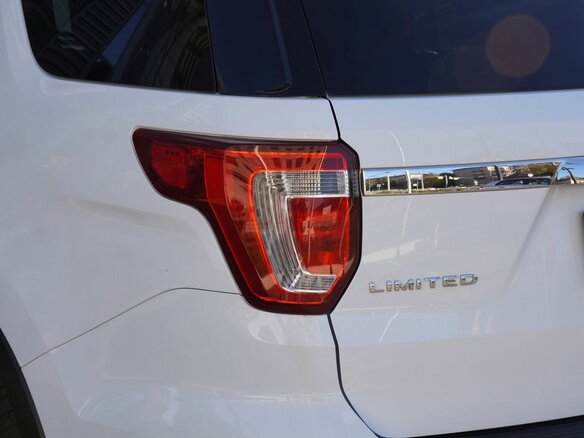 2018 Ford Explorer V Рестайлинг 2, белый, 2995000 рублей - вид 10