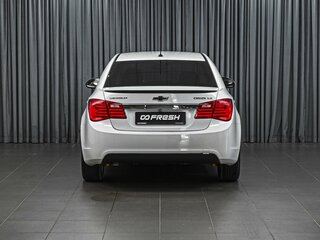 2010 Chevrolet Cruze I, белый, 564000 рублей, вид 4