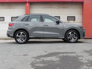2026 Audi Q3 35 TFSI II (F3), серый, 3740000 рублей, вид 3