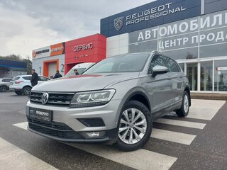 2018 Volkswagen Tiguan II, бежевый, 2580000 рублей, вид 3