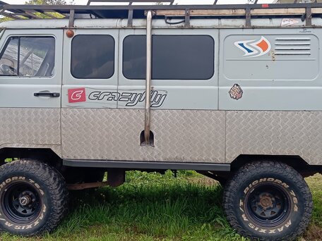 2002 УАЗ 3909, белый, 750000 рублей, вид 2