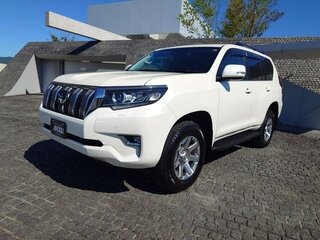 2023 Toyota Land Cruiser Prado 150 Series Рестайлинг 3, белый, 6800012 рублей, вид 1