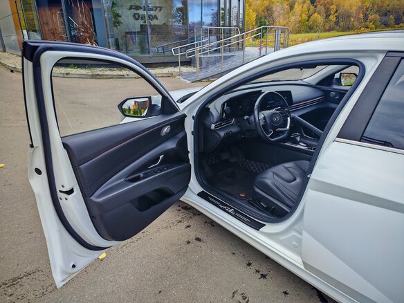 2021 Hyundai Elantra VII (CN7), белый, 2030000 рублей - вид 12