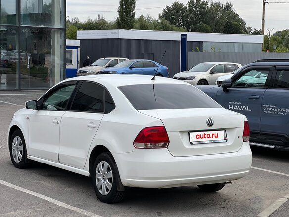 2013 Volkswagen Polo V, белый, 588000 рублей - вид 7