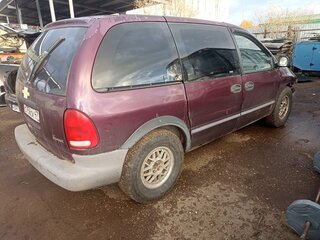 2000 Plymouth Voyager III, пурпурный, 95000 рублей, вид 4