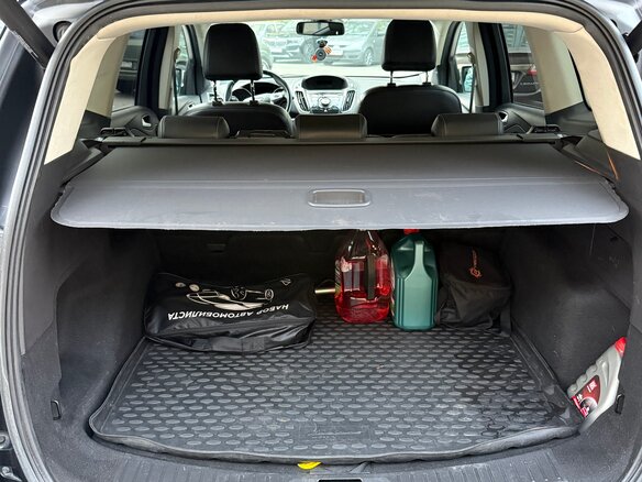 2014 Ford Kuga II, чёрный - вид 10