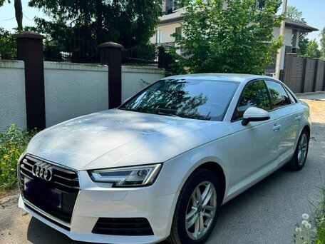 2018 Audi A4 V (B9), белый, 2090000 рублей, вид 1