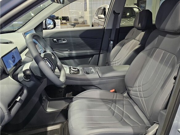 2026 Geely EX5 Гибрид EM-i, серебристый - вид 9