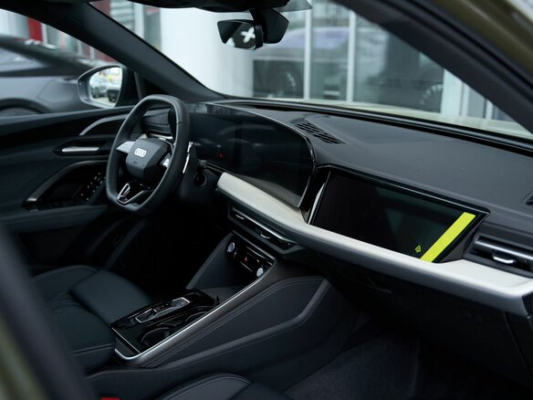 2026 Audi Q5 L III (GU), зелёный, 6399900 рублей - вид 7