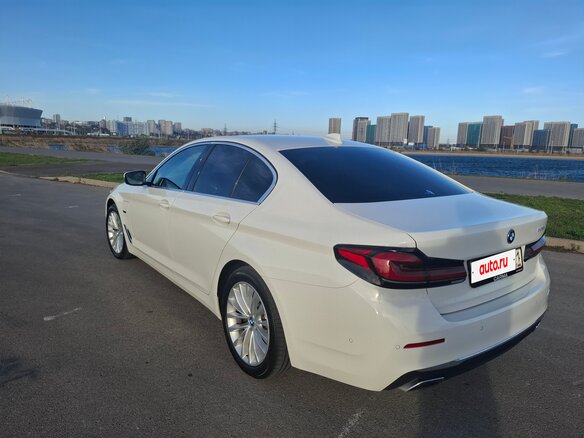 2021 BMW 5 серии 530e VII (G30/G31/G38) Рестайлинг, белый, 4881000 рублей - вид 10