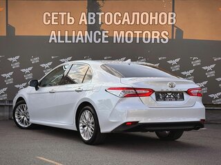 2018 Toyota Camry VIII (XV70), белый, 2395000 рублей, вид 5