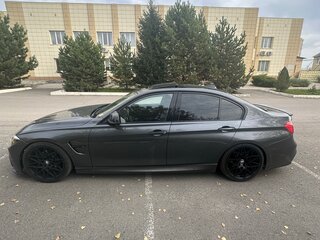 2015 BMW 3 серии 330i VI (F3x) Рестайлинг, серый, 3000000 рублей, вид 3