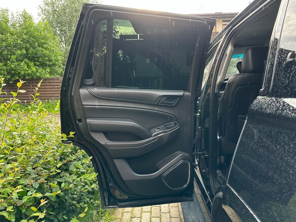 2015 Chevrolet Tahoe IV, чёрный, 3999000 рублей - вид 17