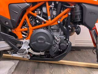 2023 KTM 690 SMC R, оранжевый, 1050000 рублей, вид 2